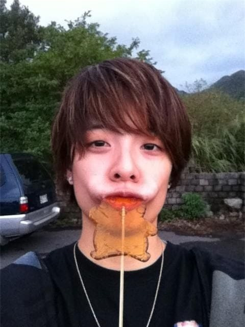 Amber (f(x)) bị dị ứng với xoài