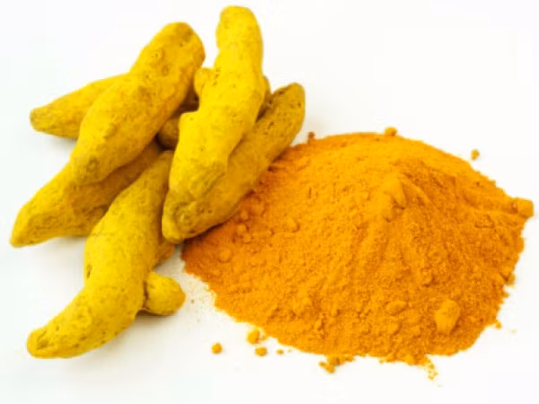 Nghệ : Curcumin, thành phần hoạt động nghệ, là một đối tượng do nghiên cứu thuộc tính của nó cho thấy họ có thể giúp đỡ để tắt một số loại gen nhất định gây ra sẹo và mở rộng trái tim.Thường xuyên lượng có thể giúp làm giảm lipoprotein tỷ trọng thấp (LDL) hay cholesterol xấu và huyết áp cao, tăng cường lưu thông máu và ngăn ngừa đông máu, giúp ngăn ngừa cơn đau tim.
