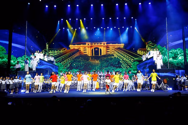 Truong Nguyen Sieu don nhan Huan chuong Lao dong hang Nhat-Hinh-10