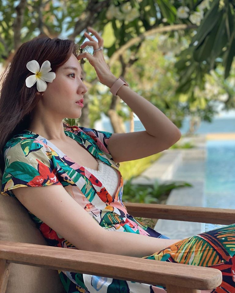 Trên trang cá nhân, nhiều khán giả giành lời khen ngợi cho nhan sắc và phong thái tự nhiên của Hari Won.