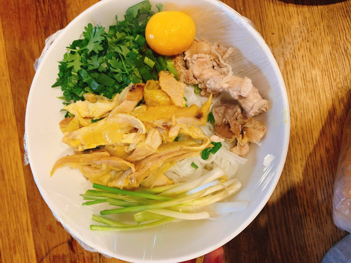 Bi quyet nau mon pho ga tuyet hao voi hat mui-Hinh-9