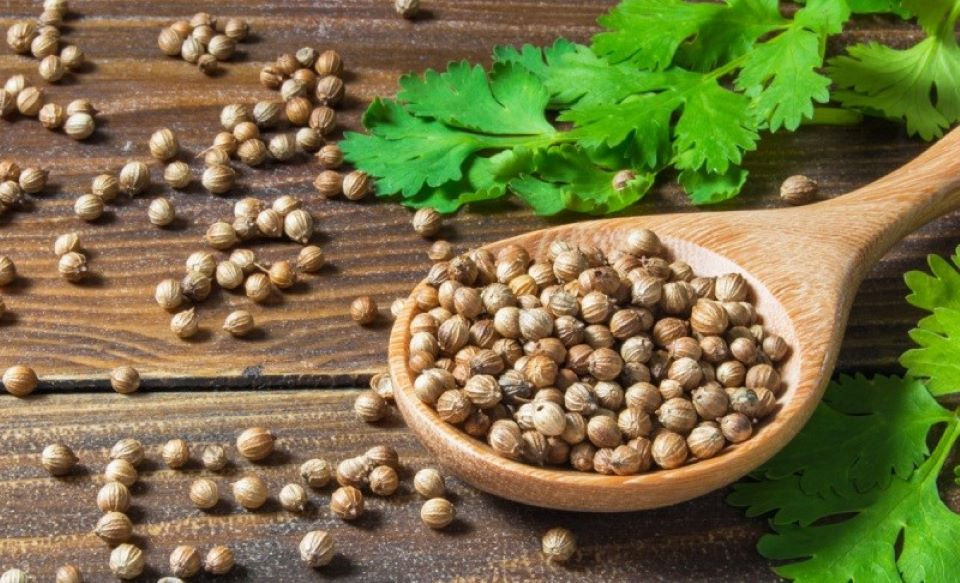 Bi quyet nau mon pho ga tuyet hao voi hat mui