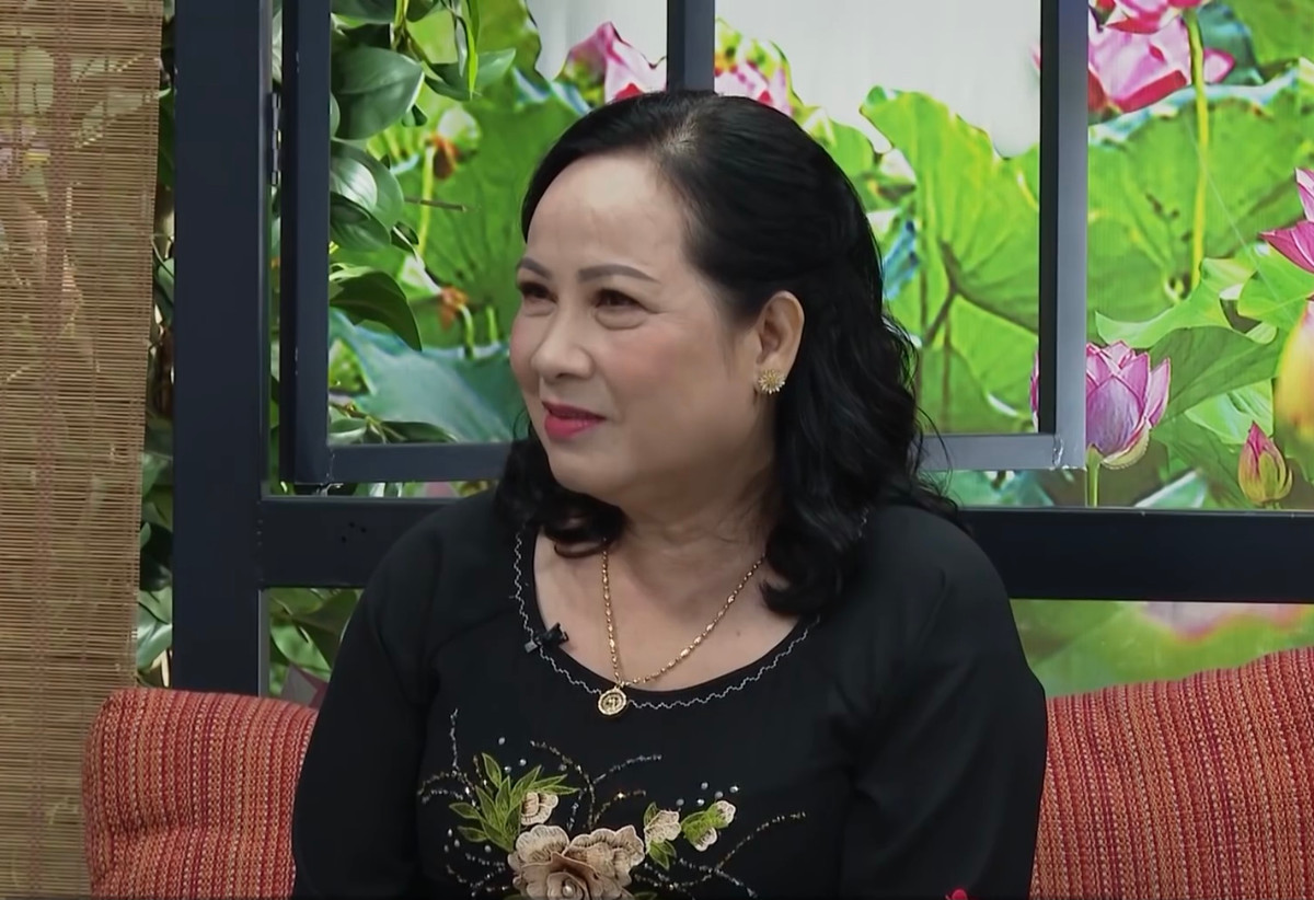 Về ra mắt, cô gái bị phản đối, vài năm sau mẹ chồng ủng hộ - Hình 4 Ve ra mat, co gai bi phan doi, vai nam sau me chong ung ho-Hinh-4