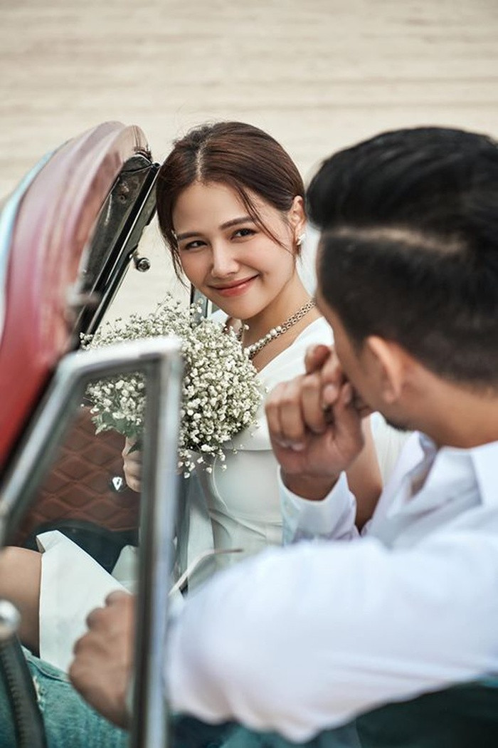 Cuộc sống hôn nhân viên mãn của Phanh Lee sau 2 năm lấy chồng - Hình 2 Cuoc song hon nhan vien man cua Phanh Lee sau 2 nam lay chong-Hinh-2