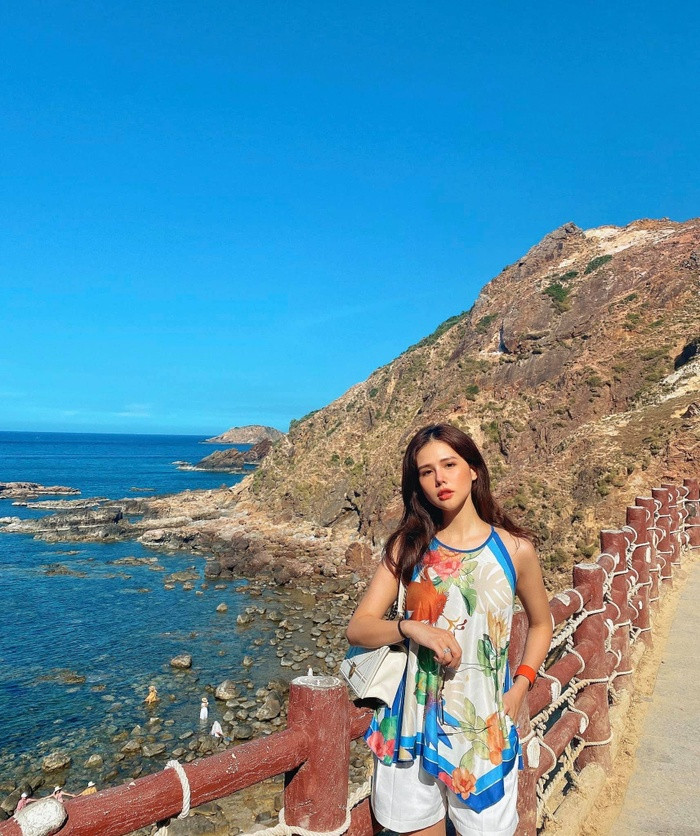 Cuộc sống hôn nhân viên mãn của Phanh Lee sau 2 năm lấy chồng - Hình 3 Cuoc song hon nhan vien man cua Phanh Lee sau 2 nam lay chong-Hinh-3