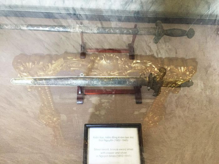 Kiếm bạc, kiếm đồng khảm tam khí thời Nguyễn (1802 - 1945).
