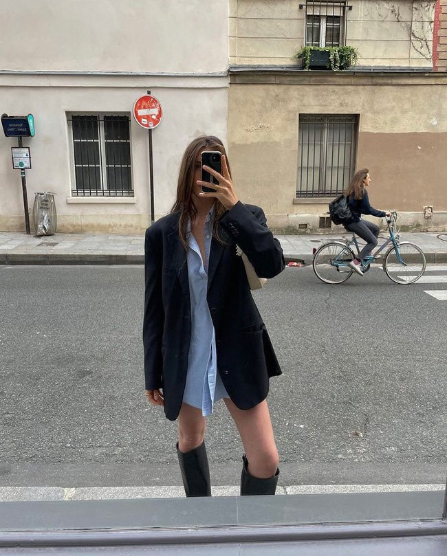 Gai Phap chi can 3 mau blazer nay da phong cach suot mua se lanh-Hinh-11