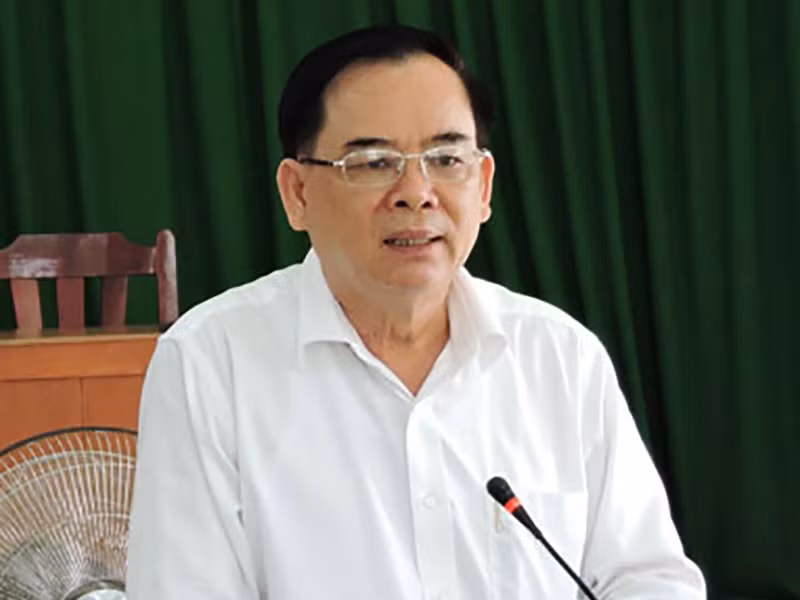 Chu tich Ben Tre: Len ke hoach phuc hoi kinh te sau dich