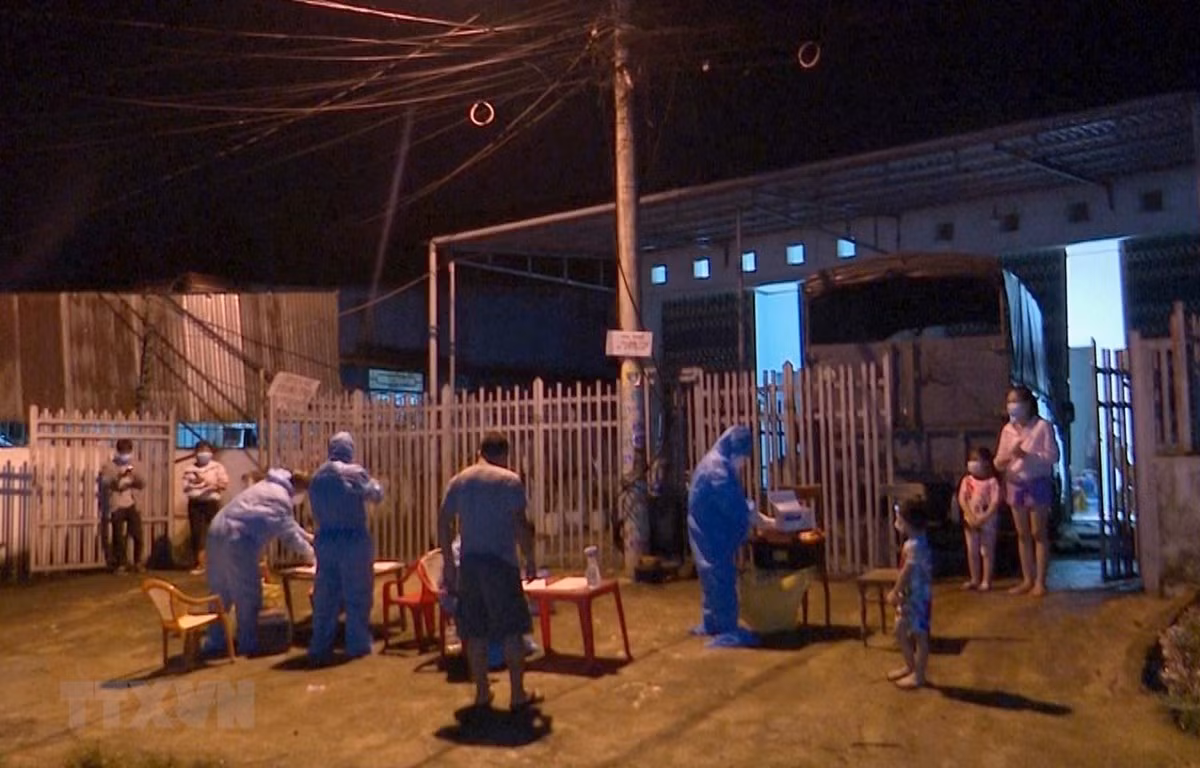 Gia Lai phong toa hep nhieu noi sau khi ghi nhan 17 ca mac COVID-19