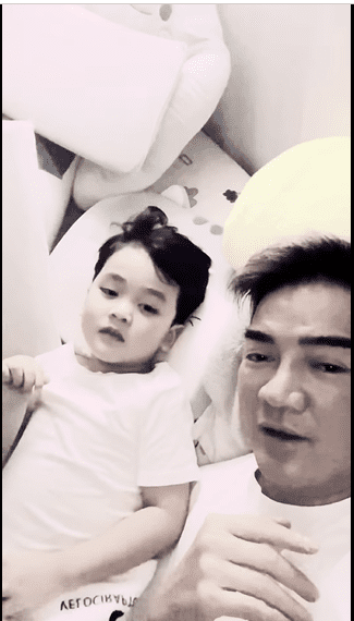 Dam Vinh Hung va con trai tau hai giua dem-Hinh-3