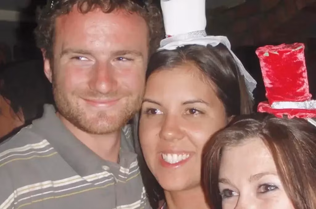 Ngư dân tìm thấy chiếc máy ảnh bị mất của người lạ ảnh 3