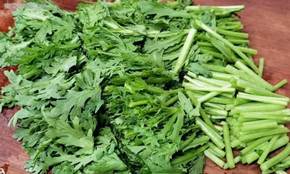 Thu nhat an nhuan trang, thu nhi bo gan, thu ba bao ve mat