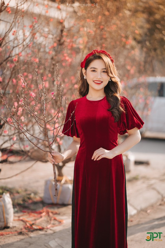 Nu Sinh truong Nghe thuat 'don tim' dan mang voi giong hat ngot ngao-Hinh-2