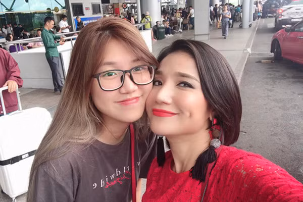 Cat Tuong - Quyen Linh: Doi song rieng cung 'mot troi mot vuc'-Hinh-2