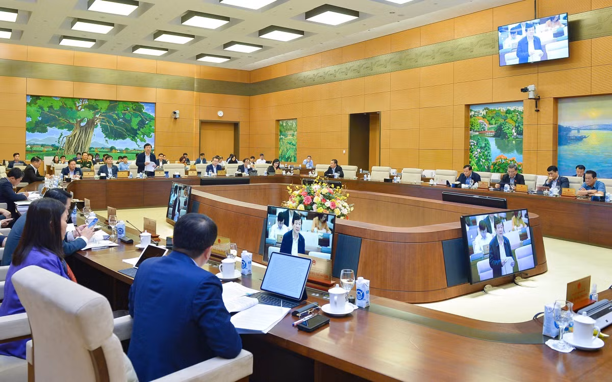 Than trong voi de xuat so huu chung cu co thoi han