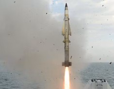 Với radar mới, tên lửa đánh chặn Seawolf chỉ mất vài giây để tiêu diệt mục tiêu.