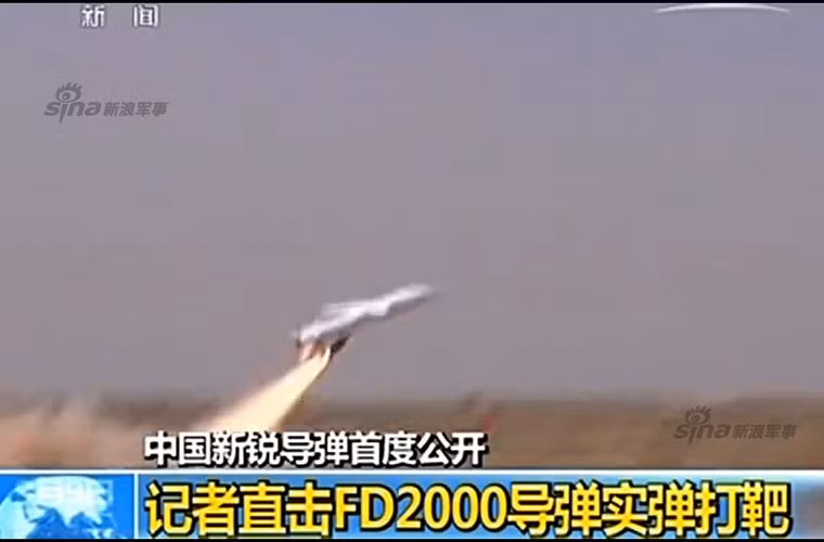 Cận cảnh mục tiêu máy bay không người lái được phóng đi.