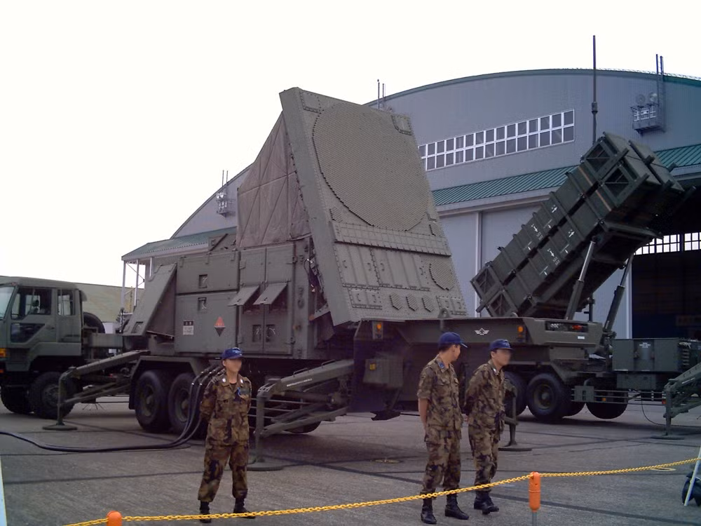 Hệ thống radar AN/MPQ-65 của hệ thống tên lửa đánh chặn Patriot.