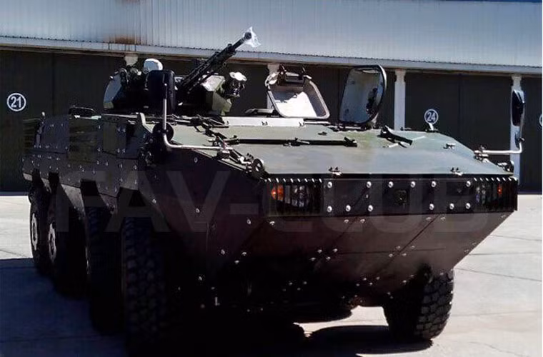 VN1 được trang bị động cơ diesel làm mát bằng nước DEUTZ BF6M1015CP cho tốc độ tối đa 100km/h, tốc độ bơi 8km/h.