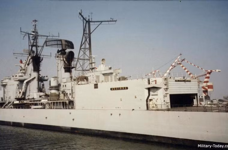 Đến nay BAP Almirante Grau là chiếc tuần dương hạm duy nhất được đóng mới từ trong chiến tranh thế giới thứ 2 vẫn còn hoạt động. Và có thể coi nó là tuần dương hạm già nhất hiện nay.