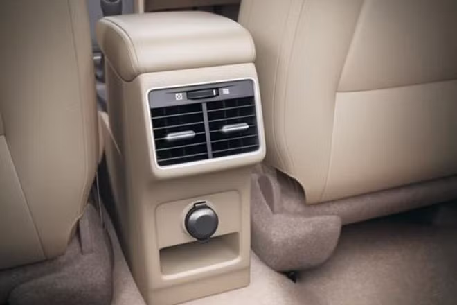 Mẫu xe này có giá khởi điểm khoảng 14.200 USD (tương đương 300 triệu đồng). Hiện chưa rõ Suzuki có tung ra thị trường phiên bản quốc tế của mẫu xe này không.