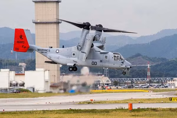 Máy bay vận tải đa năng MV-22 Osprey tại căn cứ Iwakuni.