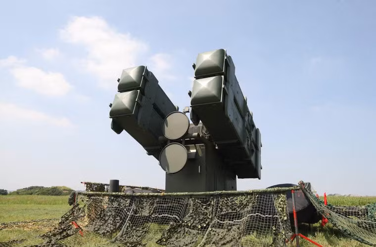 Bệ phóng của tổ hợp phòng không RIM-7M.