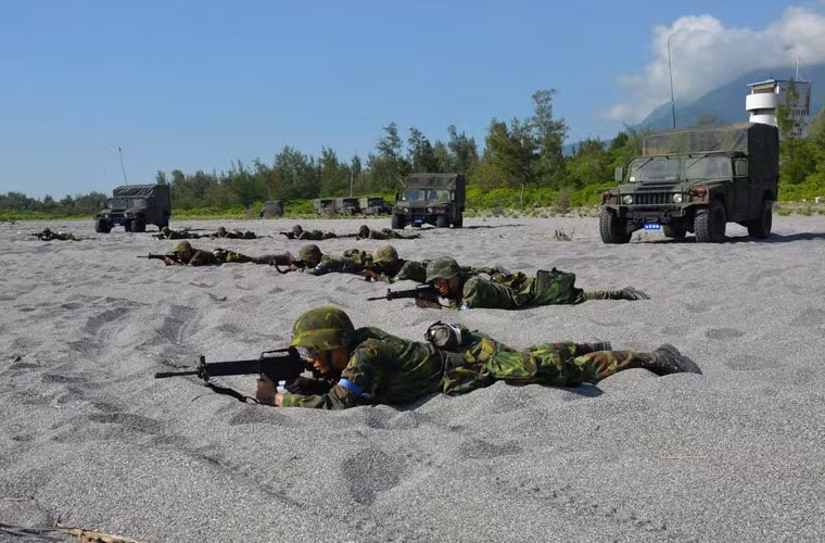 Cuộc tập trận còn có các khoa mục diễn tập tác chiến chống đổ bộ đường biển nhằm đối phó với một cuộc đổ bộ quy mô từ Trung Quốc.