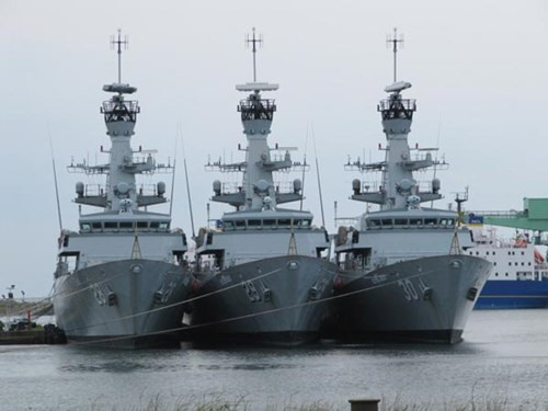 Chiếc tàu thứ 3 mang tên KRI Usman Harun số hiệu 29 vẫn chưa được đưa vào trang bị do căng thẳng với Singapore liên quan đến tên gọi của nó.