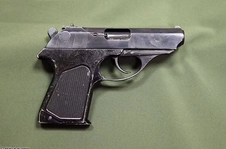 PSM là một khẩu súng lục bán tự động được thiết kế bởi Cục thiết kế máy móc công cụ Tula vào năm 1969. Nó bắt đầu được sản xuất đại trà tại nhà máy cơ khí Izhevsk vào năm 1973.