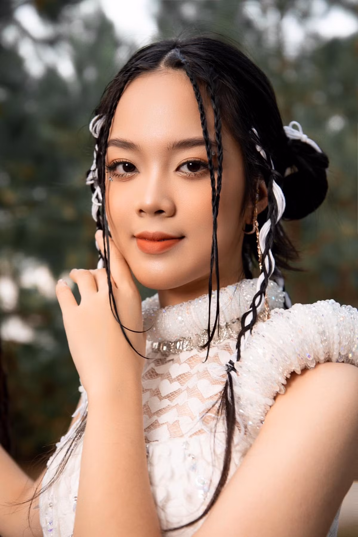 Đến với cuộc thi, 10X tự tin nhất khả năng trình diễn catwalk. Cô cho biết chưa được đào tạo qua trường lớp trước đó. Nhưng vì yêu thích hoa hậu từ bé nên cô luôn tự rèn luyện và học hỏi ở nhà bằng cách lên mạng, học theo các hoa hậu.