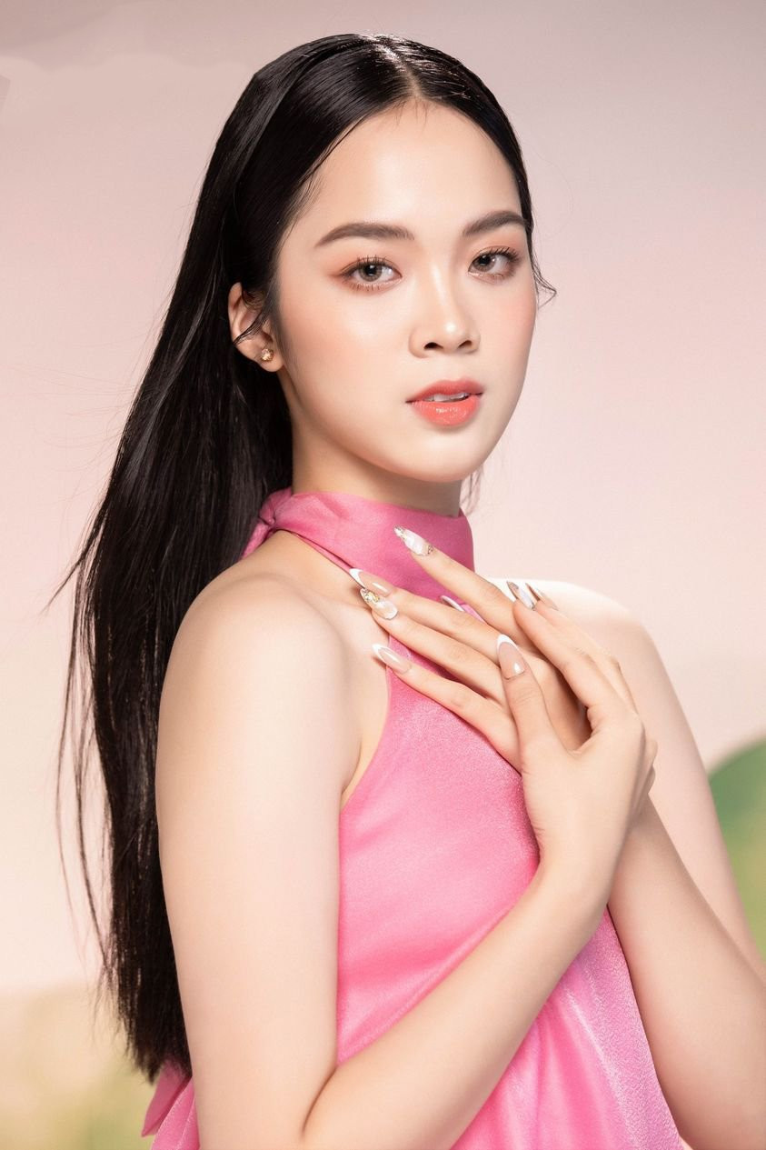 Gia Hân quan tâm đến vấn đề thiên tai và dịch bệnh vì hiện nay, thế giới và Việt Nam đang hứng chịu hậu quả nặng nề do chưa ý thức bảo vệ thiên nhiên, môi trường, bảo vệ cộng đồng và chính bản thân. Cô mong muốn có thể thay đổi bằng cách bảo vệ thiên nhiên, môi trường, nâng cao ý thức cộng đồng.