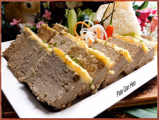 Bi quyet lam mon pate gan heo beo ngay, thom nuc