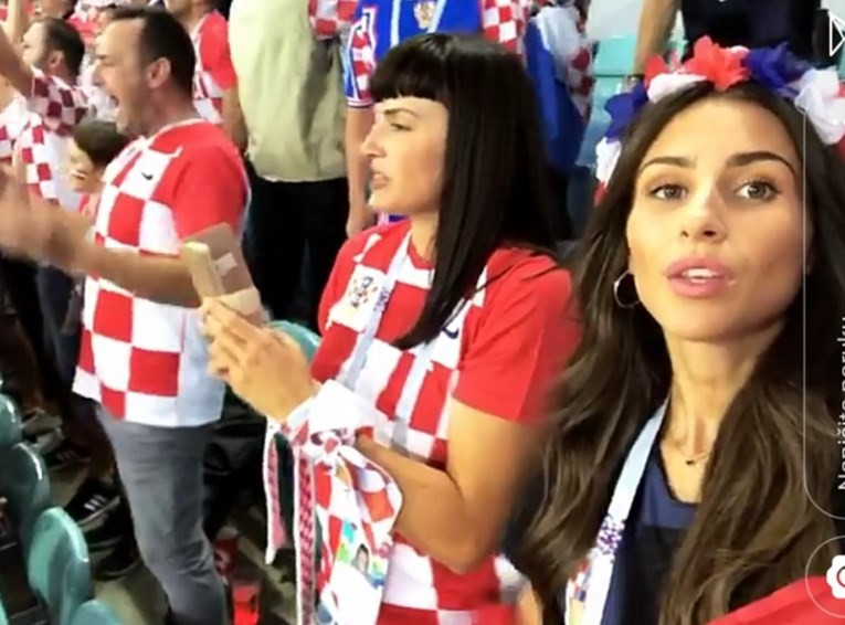 Helena bằng tuổi ông xã, là một cựu vận động viên trượt băng nghệ thuật và nhà thiết kế thời trang. Trên màn hình trực tiếp, cô luôn chăm chú theo dõi diễn biến dưới sân. Đây không phải là lần đầu tiên Helena đồng hành cùng chồng trong các trận đấu. Nàng Wag thường xuyên xuất hiện trong ống kính phóng viên khi xuất hiện trên khán đài. Người đẹp 9X có biệt danh là “Meghan Markle của Croatia”