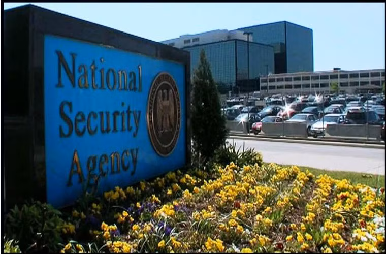 Obama vẫn bao che cho NSA? Tờ New York Times cho biết, trong khi Nhà Trắng cho phép tiết lộ những thông tin nhạy cảm nhất có liên quan tới an ninh mạng thì họ lại cho phép tổ chức này giữ lại cho mình những bí mật về lỗi bảo mật để tiện khai thác thông tin.