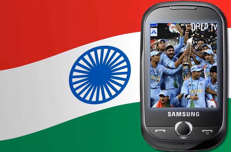 3 thiết bị Samsung bí ẩn được chuyển tới Ấn Độ để kiểm tra. 3 thiết bị này có tên mã là SM-C115L, SM-Z9005 và SM-W350F. SM-W350F là thiết bị Windows Phone 8.1 với màn hình 480x800 WVGA, SM-Z9005 chạy hệ điều hành Tizen, màn hình có độ phân giải 720x1280p còn Samsung SM-C115L là phiên bản chú trọng camera của Samsung Galaxy S5 Zôm.