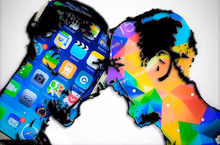 Tài liệu Samsung: Chiến lược sống còn: đè bẹp Apple. Trong một tài liệu từ năm 2012, được giám đốc điều hành cao cấp Samsung đưa ra, đã cho thấy quyết tâm đánh bại Apple của Samsung khi “chiến lược sống còn của hãng” là đánh bại Apple trên thị trường điện thoại.