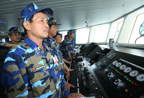 Bộ tư lệnh Vùng Cảnh sát biển 2 theo dõi, chỉ huy cuộc diễn tập.