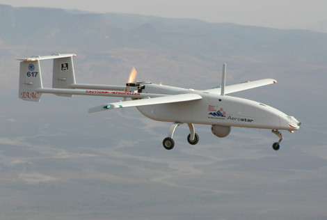 Máy bay trinh sát không người lái Aerostar.