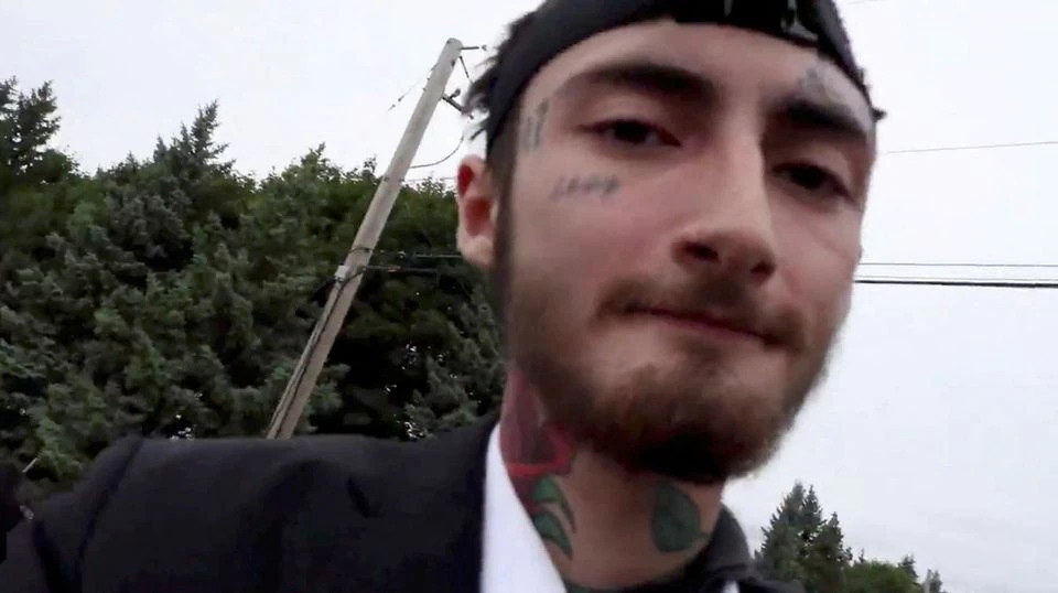 Cong bo moi ve nghi pham xa sung hang loat ngay Quoc khanh My