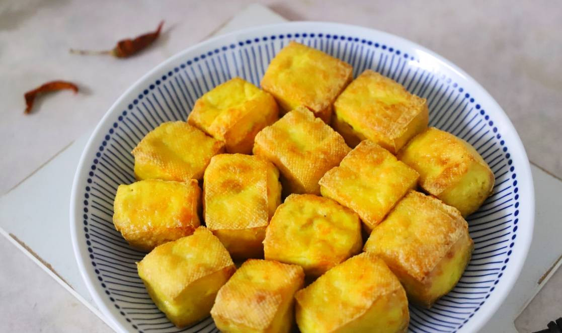 Ran dau bang noi chien khong dau, them meo nay dau ngoai gion, trong mem-Hinh-2