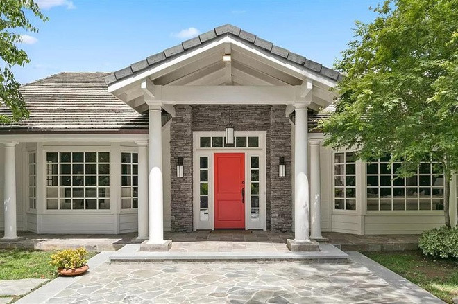 Bo suu tap biet thu sang trong cua Selena Gomez