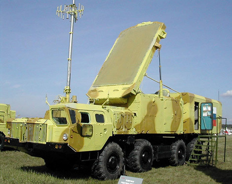 Đài radar tìm kiếm mục tiêu 30N6E2.