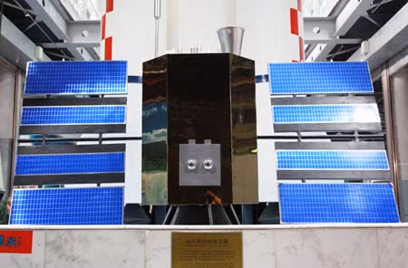 Mô hình của một trong các vệ tinh thuộc Hệ thống Vệ tinh Dẫn đường Bắc Đẩu của Trung Quốc.