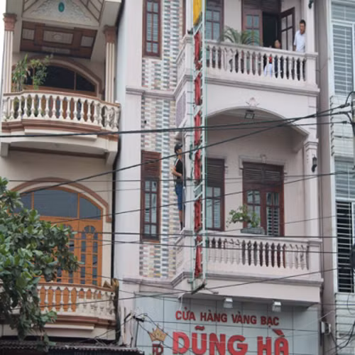 Cửa hàng vàng Dũng Hà (thị trấn An Lão, Hải Phòng), nơi 90 cây vàng biến mất một cách kỳ lạ.