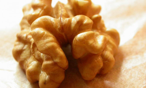 Sự kết hợp giữa omega - 3 và các dưỡng chất trong quả óc chó mang lại tác dụng ngừa ung thư tiền liệt tuyến hiệu quả. (Ảnh: Ioan Samel).