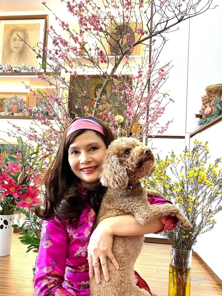 NSND Minh Châu U70: Nỗi cô đơn một mình, xa con NSND Minh Chau U70: Noi co don mot minh, xa con