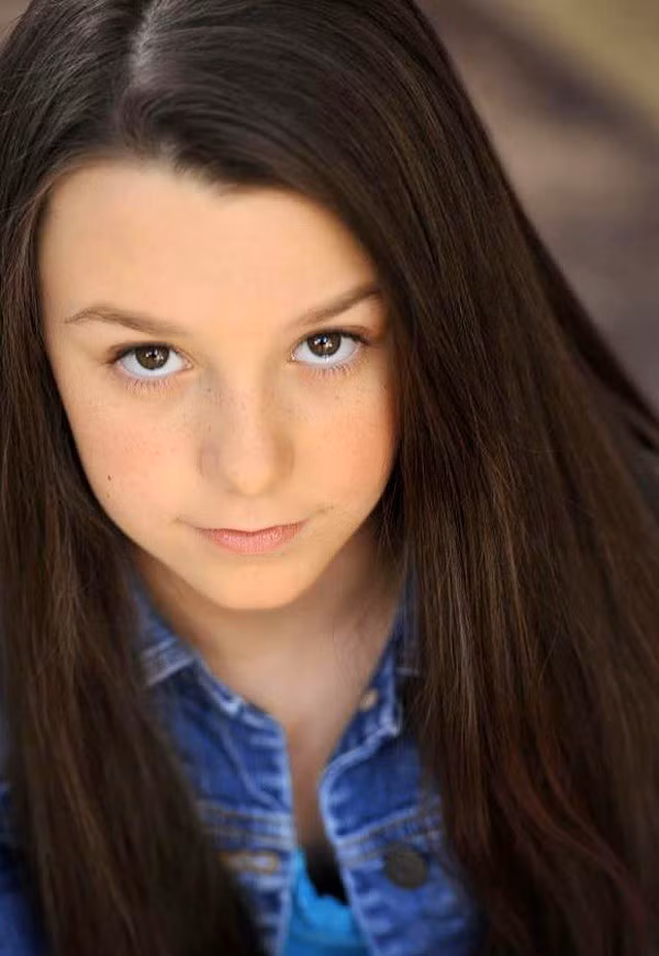 Sinh năm 2001, nhưng Lóran đã có kinh nghiệm cover khá dày dặn.