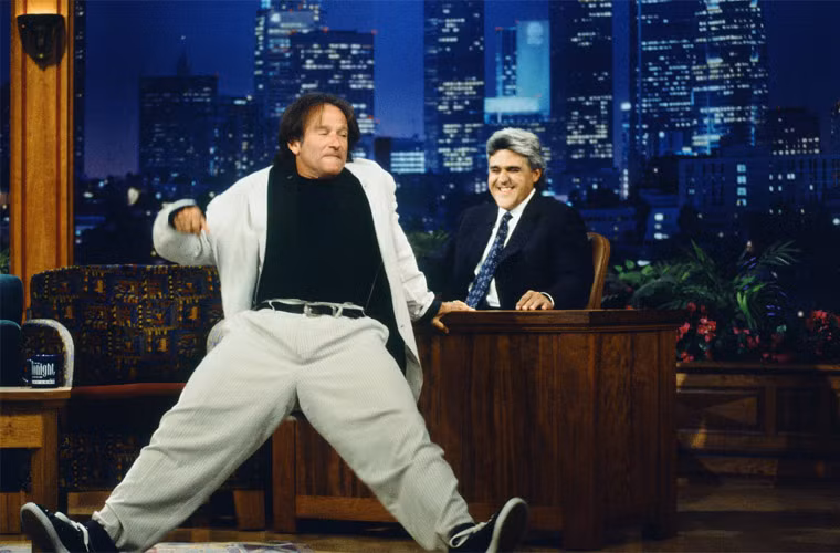 Sự nghiệp cất cánh nhưng cuộc sống riêng của nam diễn viên huyền thoại lại thăng trầm. Ông bắt đầu nghiện ma túy và rượu khi đóng "Mork and Mindy" và ma túy còn ám ảnh ông mãi tới hơn hai thập kỷ sau đó.