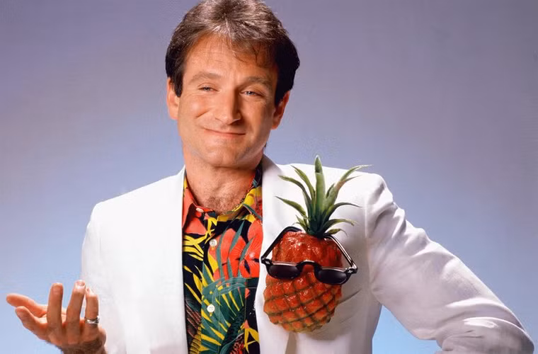 Năm 1986, Williams trở thành tâm điểm của báo giới khi bị cô người tình Carter kiện vì đã không cho cô biết ông bị nhiễm virus herpes gây mụn giộp sinh dục và nhiễm sang cô.